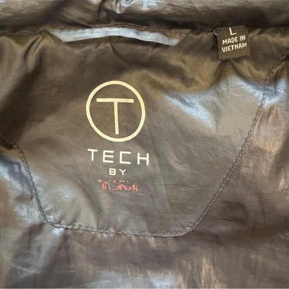 Tech by Tumi Black Puffer Jacket Men’s Large Zip Chest Pocket Lightweight - Picture 15 of 16